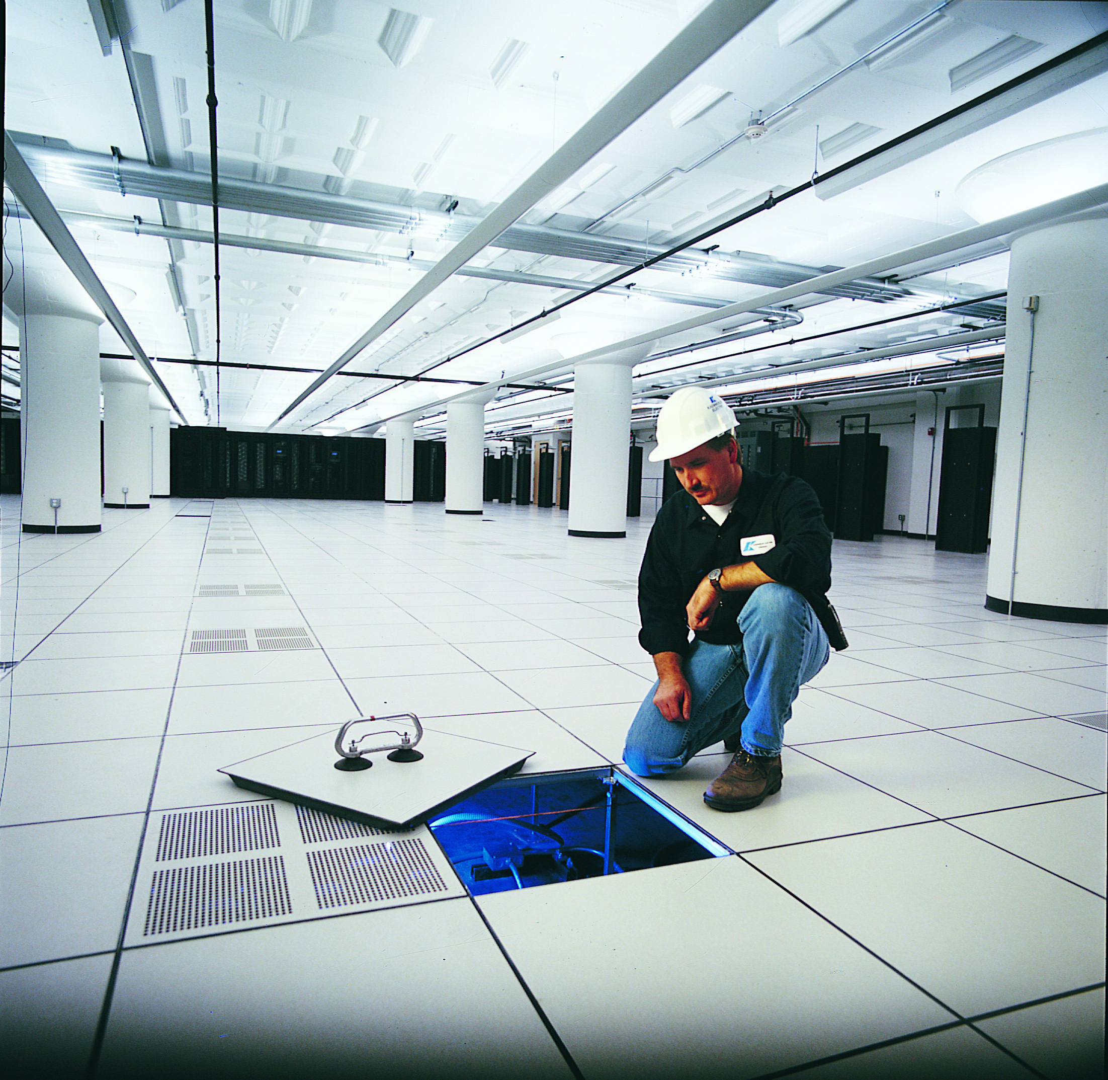 Kaemmerlen data center employee